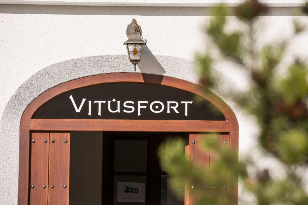 Vitusfort Füssen Buitenkant foto